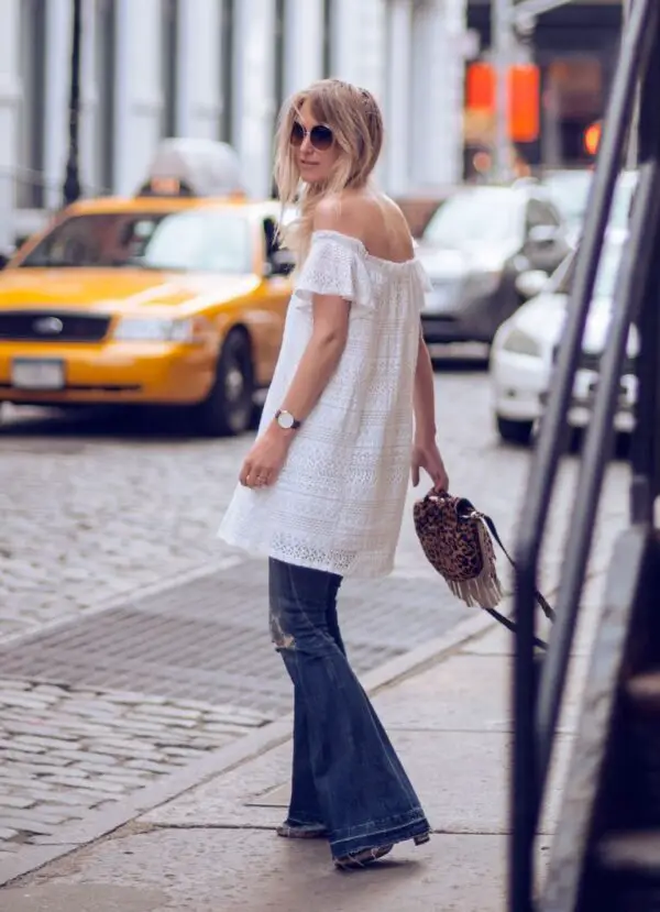 4-off-shoulder-blouse-with-flared-jeans-1