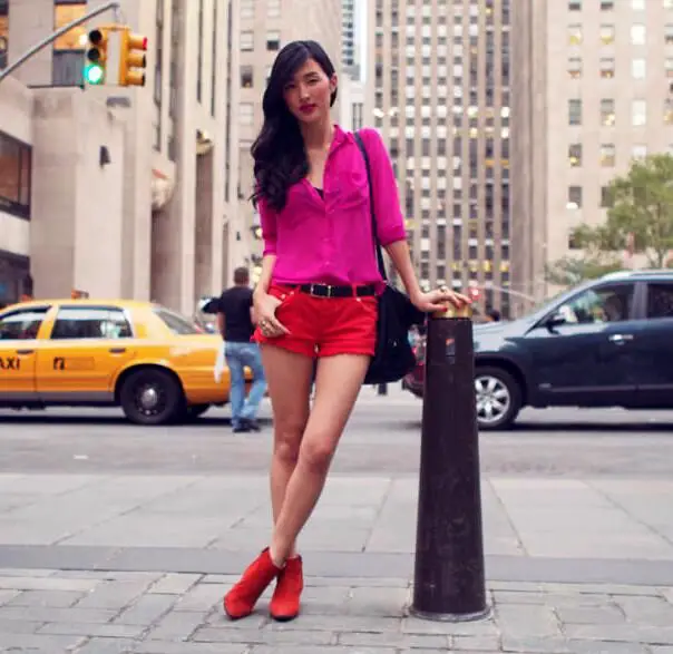 4-pink-blouse-with-red-shorts