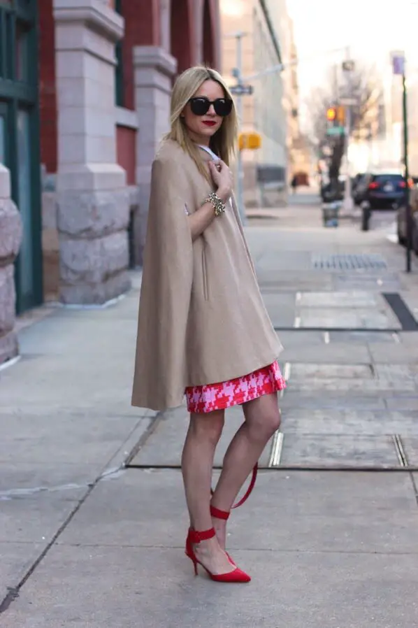 4-printed-outfit-with-cape