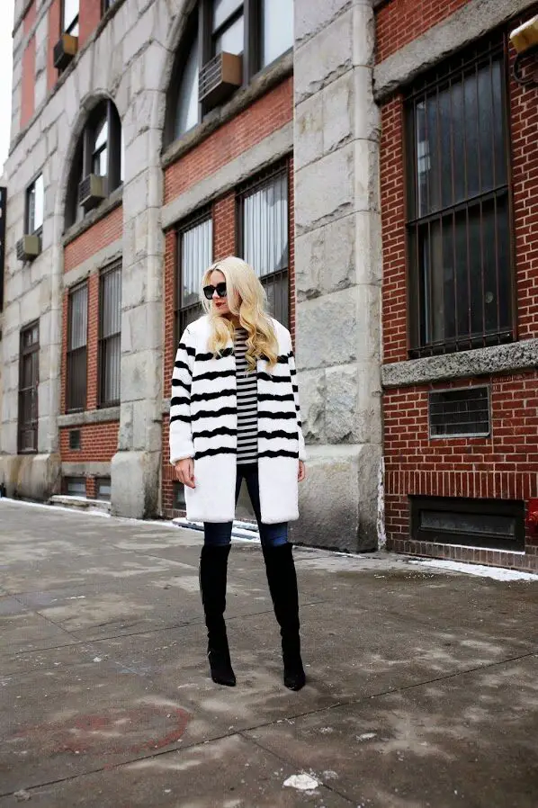 4-striped-coat-with-jeans