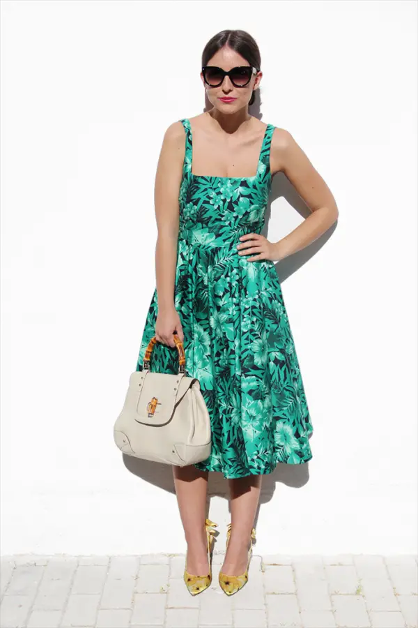 4-tropical-print-emerald-green-dress-with-ethnic-bag