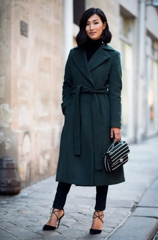 4-turtle-neck-with-olive-coat