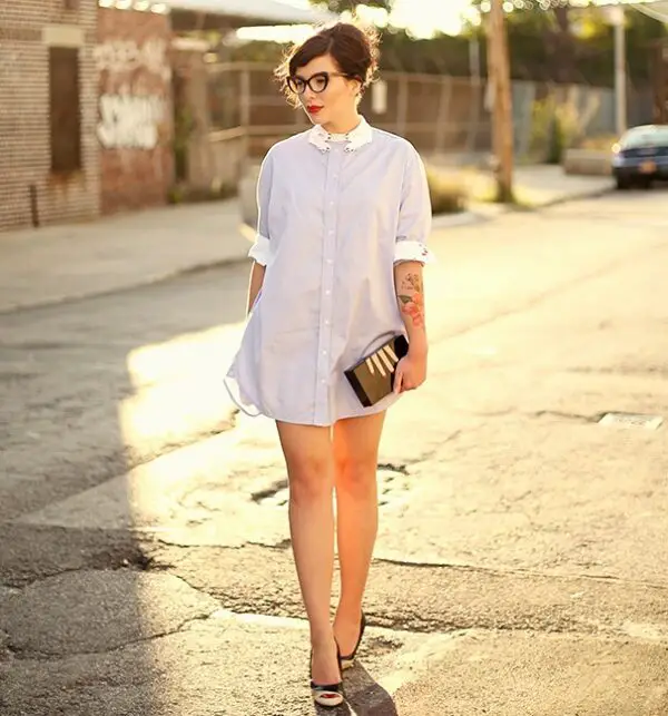 4-vintage-shirtdress-with-novelty-shoes-and-clutch
