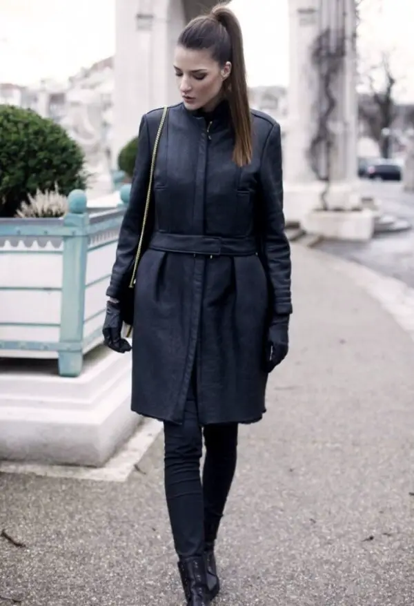 5-all-black-winter-outfit-with-leather-gloves