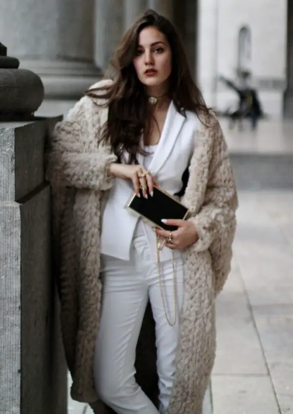 5-classy-white-suit-with-cozy-coat