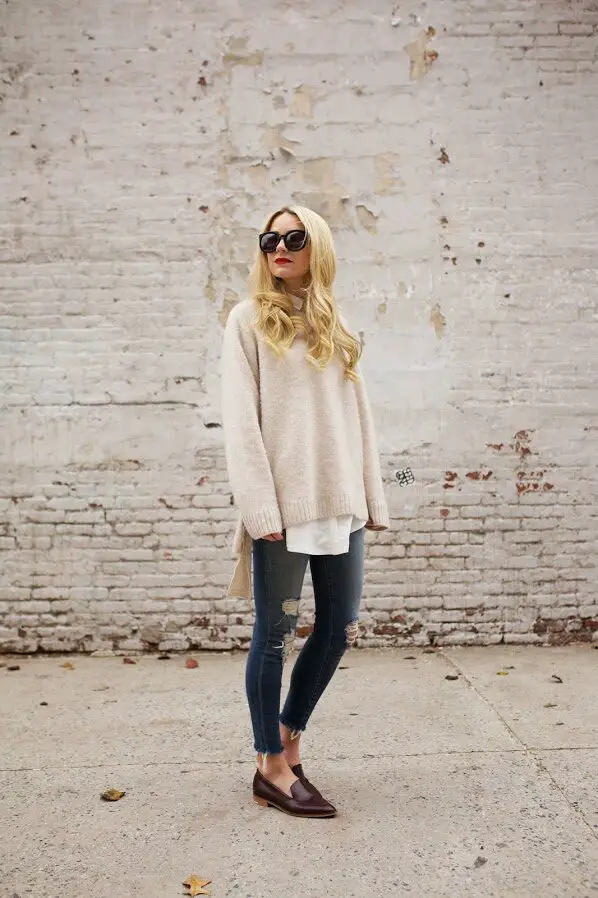 5-knitted-sweater-with-white-button-down-shirt-and-jeans