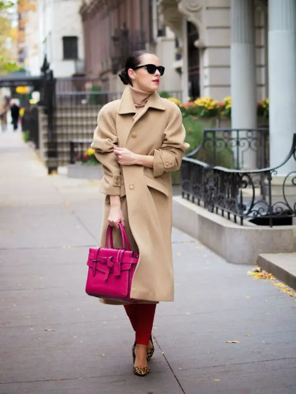 5-leopard-pumps-with-camel-coat-and-pink-bag