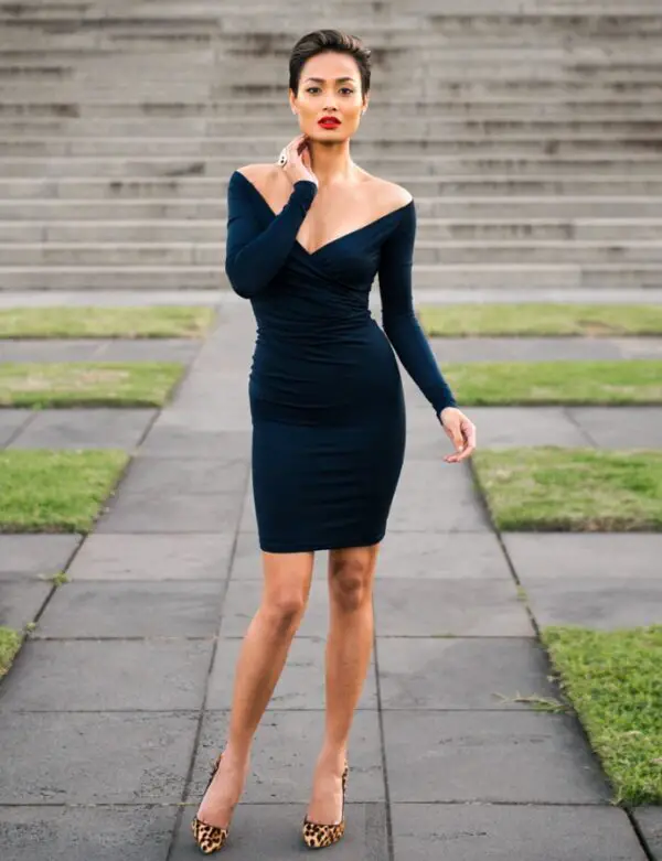 5-sexy-body-con-dress-with-pumps