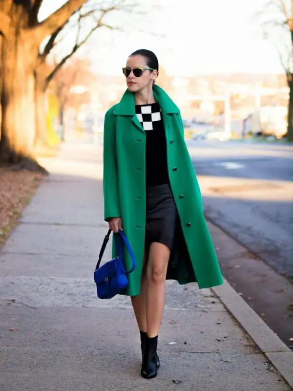 5-statement-necklace-with-black-outfit-and-green-coat