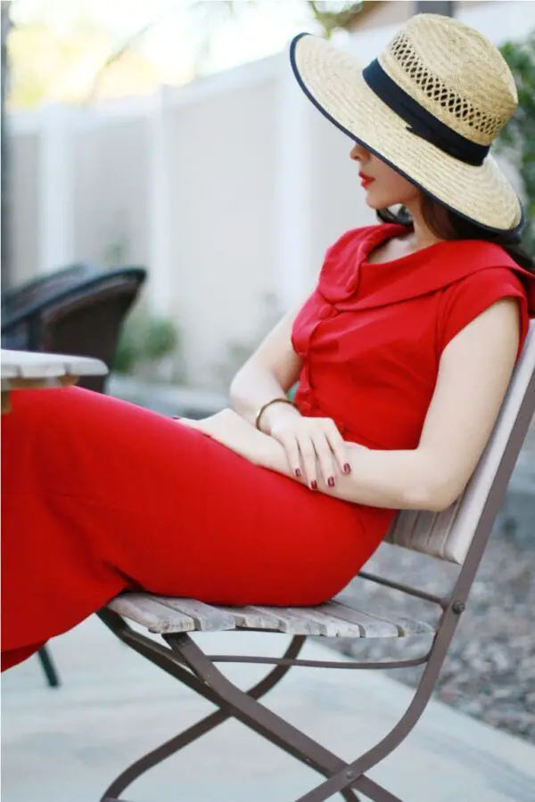 5-straw-hat-with-red-maxi-dress