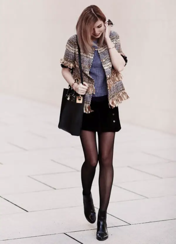 5-tweed-blazer-with-skirt-and-boots