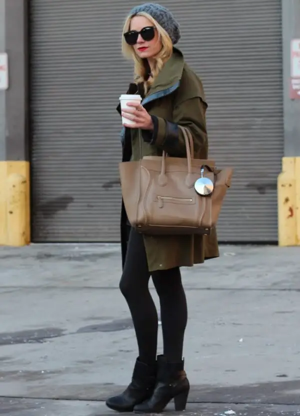 5-urban-outfit-with-leather-bag