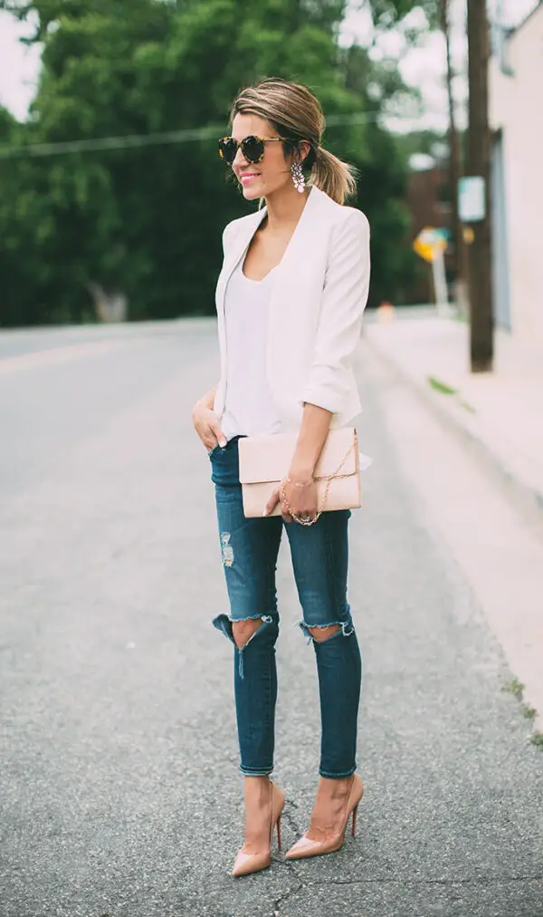 5-white-blazer-with-ripped-jeans-1