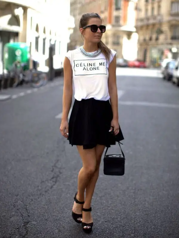 6-graphic-tee-with-necklace-and-skirt
