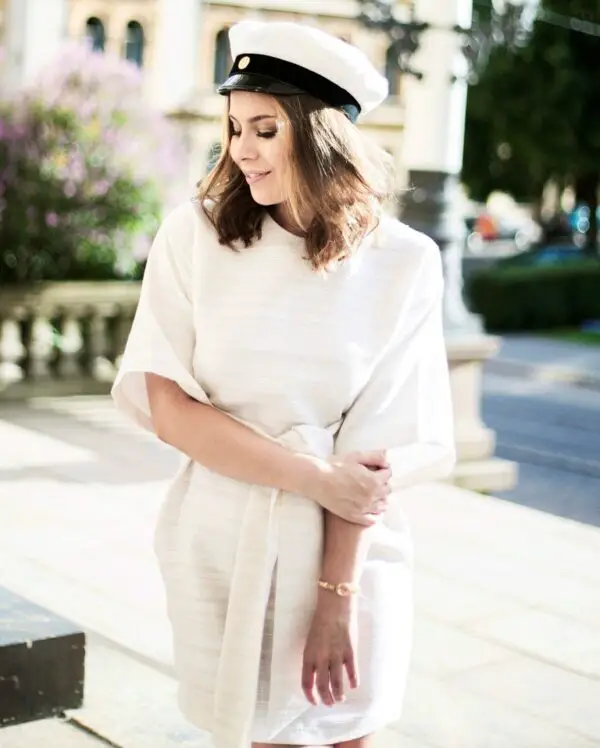 6-sailor-cap-with-white-outfit