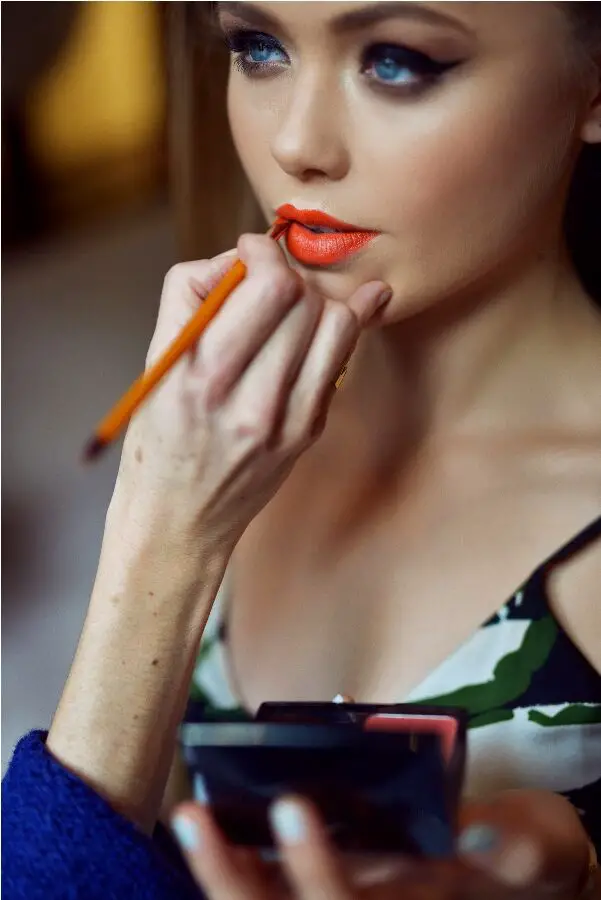 6-trendy-orange-lips