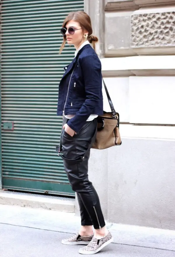 7-boxy-jacket-with-leather-trousers-and-leopard-print-sneakers