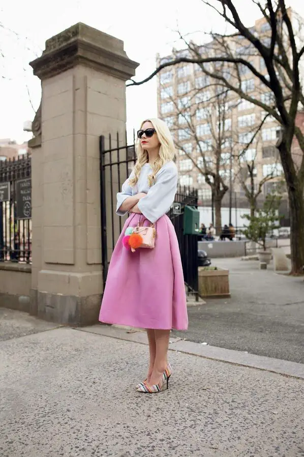 7-pastel-outfit-with-cute-clutch