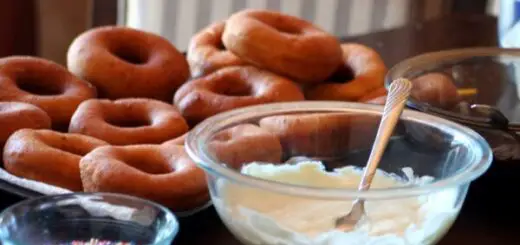 easy-traditional-risen-yeast-donuts