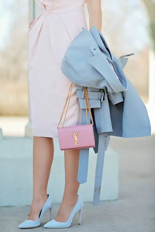 accessories-in-pastel-colors