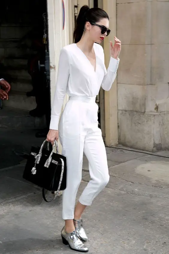 all-white-with-metallic-shoes-kendall-jenner-outfit