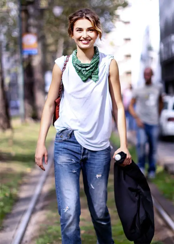 bandana-neckerchief-with-basic-outfit