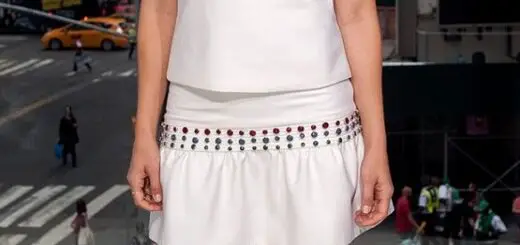 basic-skirt-and-shirt-set