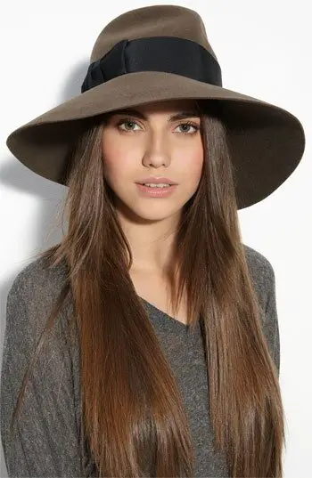big-fashion-hat