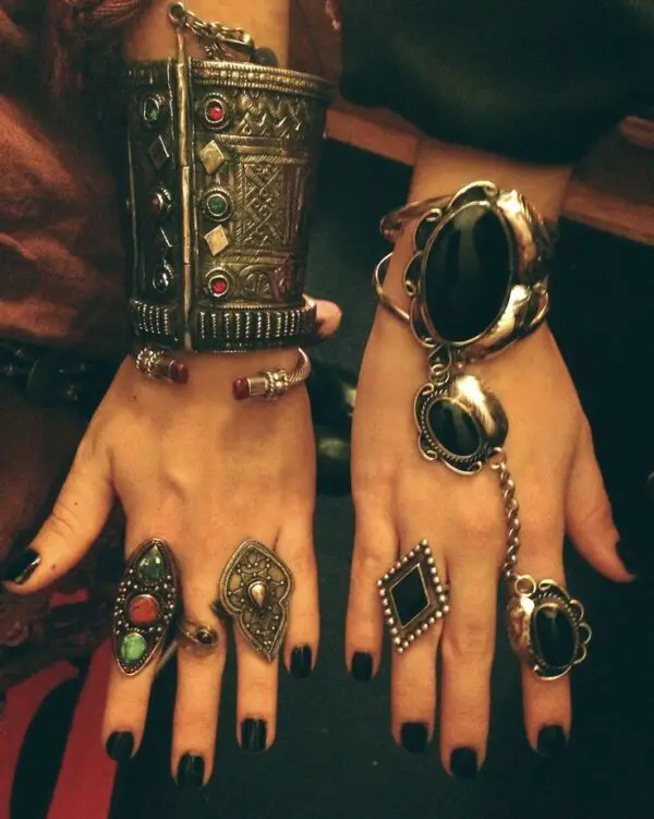 black-nails-and-boho-jewelry