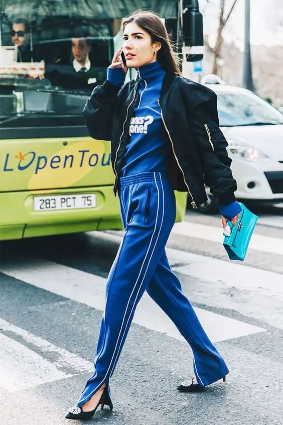 blue-athleisure-outfit