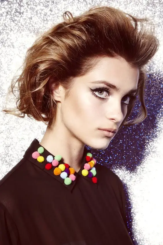 colorful-pompom-collar-accent-1