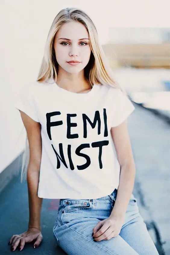 feminist-shirt-outfit