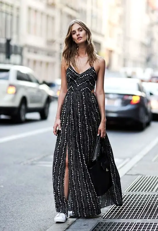 maxi-dress-and-sneakers-outfit