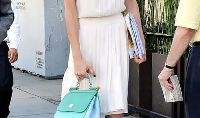 neutral-dress-and-green-bag