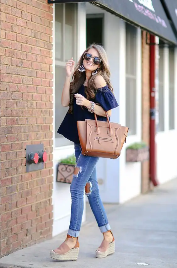 off-shoulder-flirty-top-and-skinny-jeans