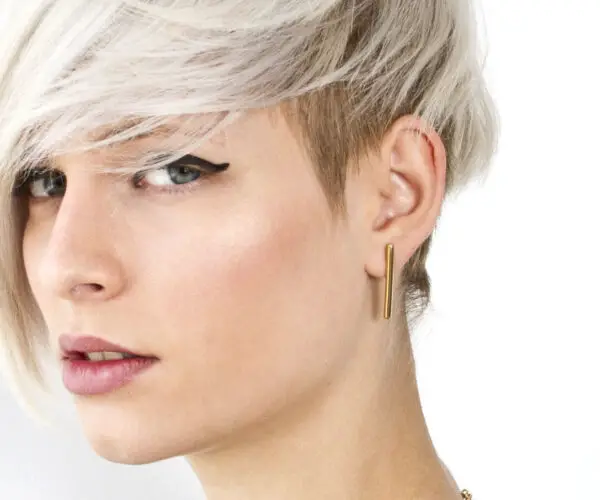 simple-gold-bar-earrings-1