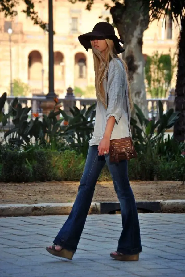 wedge-and-flared-jeans