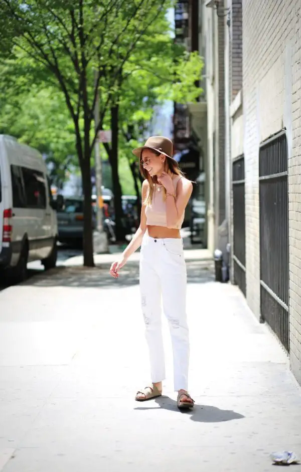 1-birkenstocks-with-white-jeans-and-crop-top-1