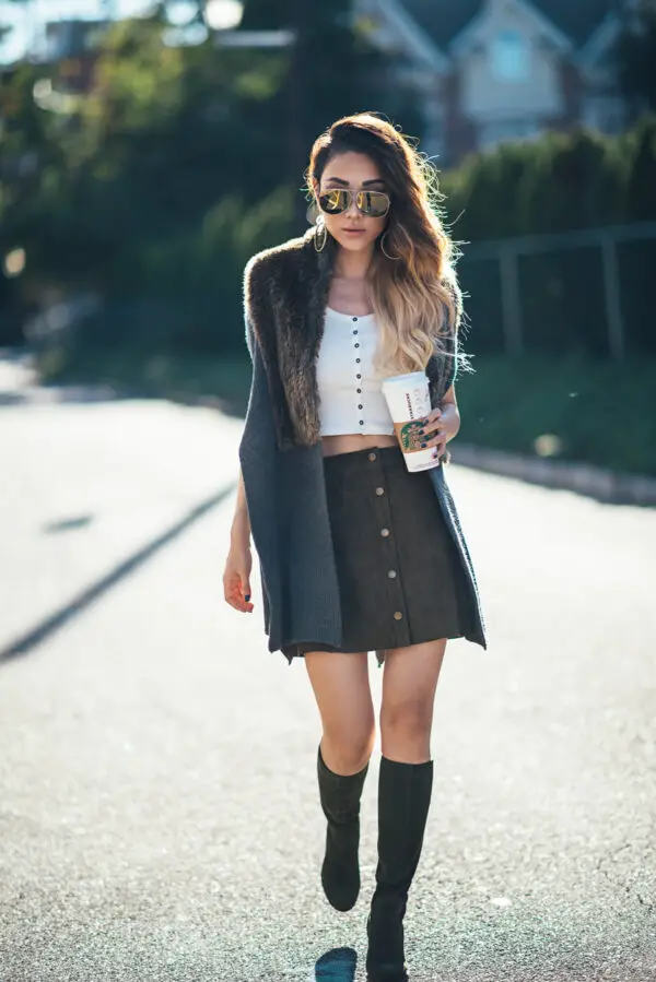 1-button-front-crop-top-with-denim-skirt-and-statement-jacket
