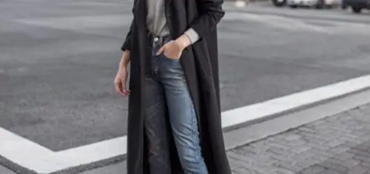 1-casual-outfit-with-sneakers-and-coat