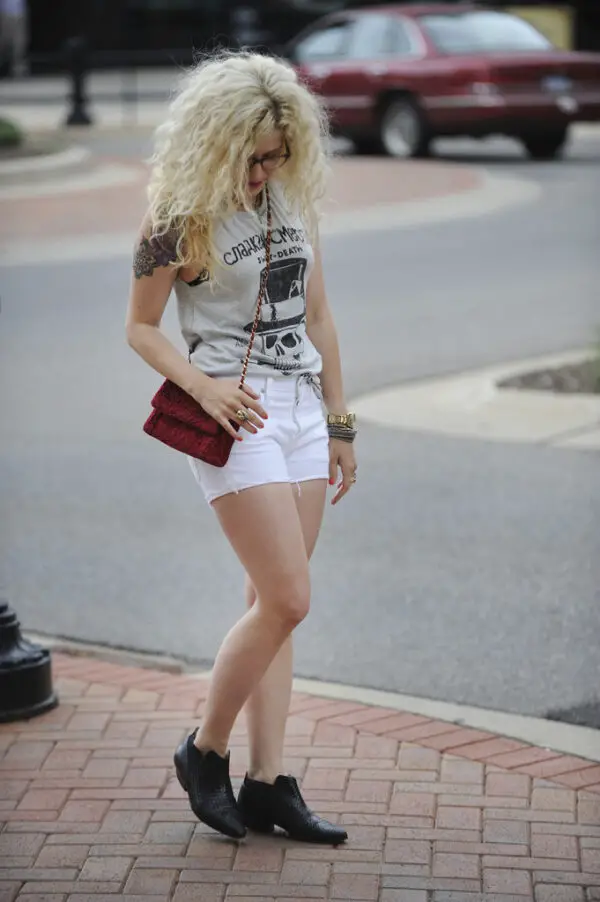 1-edgy-shoes-with-denim-shorts-and-graphic-top