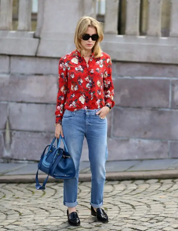 1-floral-print-blouse-with-jeans