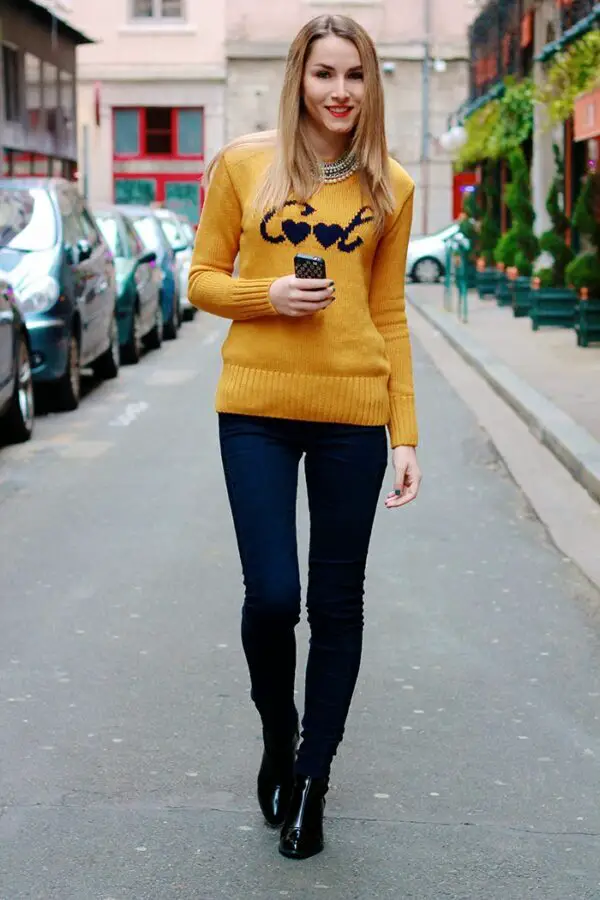 1-mustard-sweater-with-skinny-pants