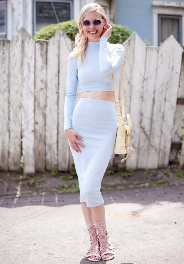 1-pastel-outfit-with-nude-gladiators