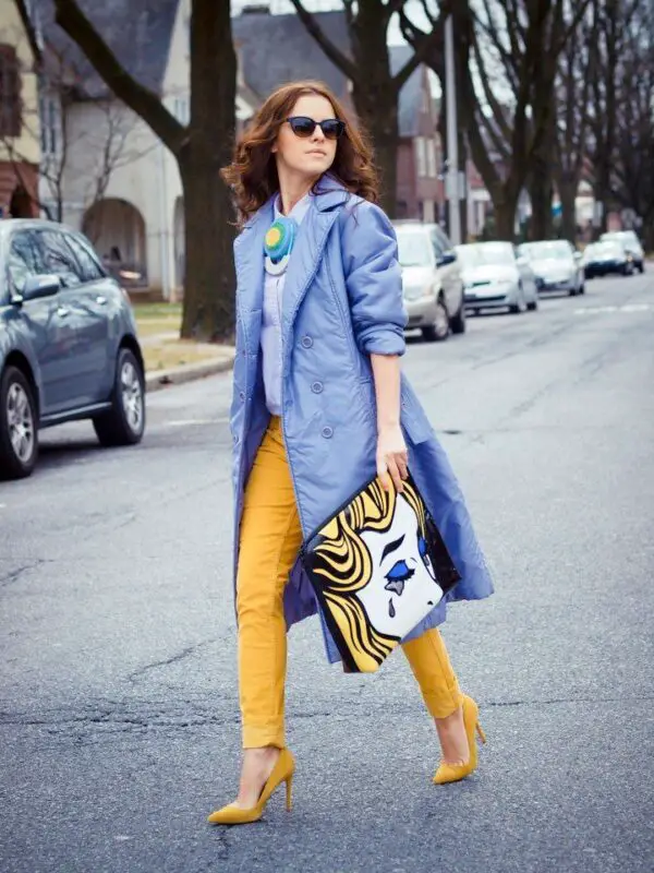 1-pop-art-clutch-with-blue-and-orange-outfit