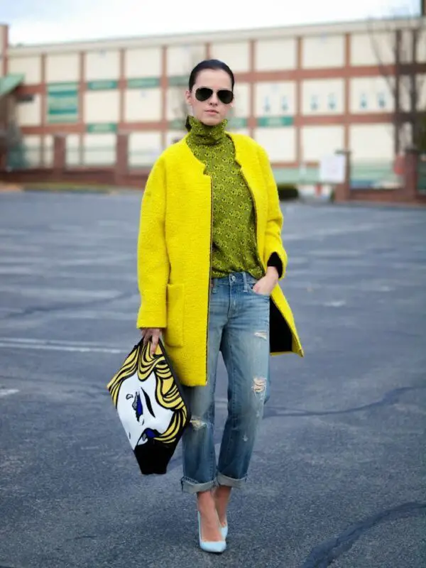 1-pop-art-clutch-with-yellow-coat