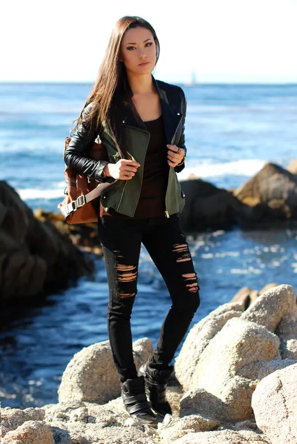 1-wedge-sneakers-with-military-jacket