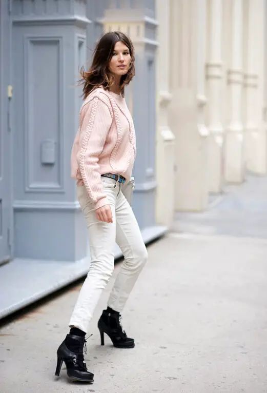 1-white-jeans-with-chunky-sweater