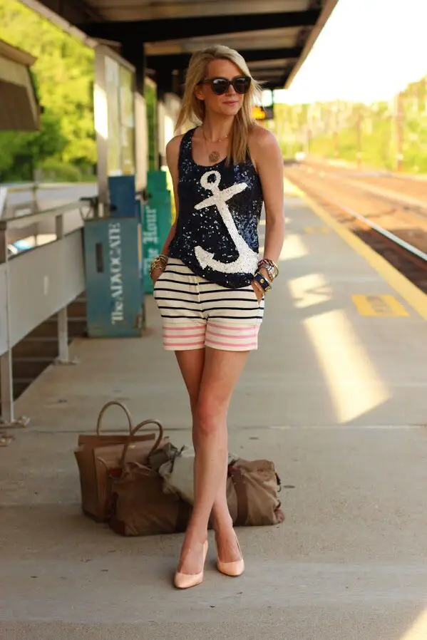 2-anchor-tank-top-with-striped-shorts
