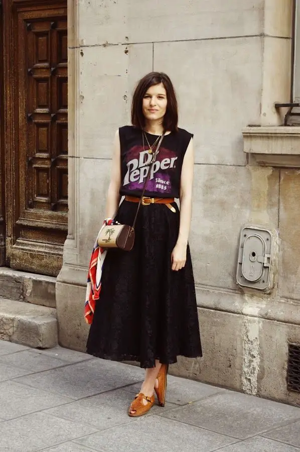 2-belt-with-graphic-tee-and-full-skirt
